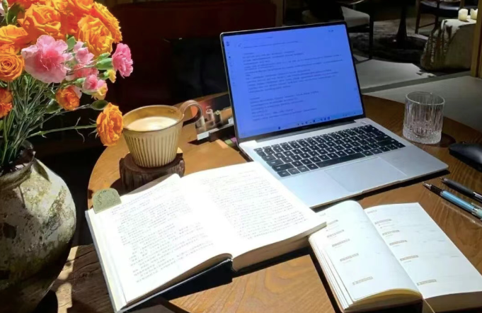 公众号从0写出阅读量10万+的爆文，我用了这个神器