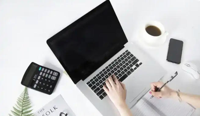 如何做一个月入10W的小红书账号